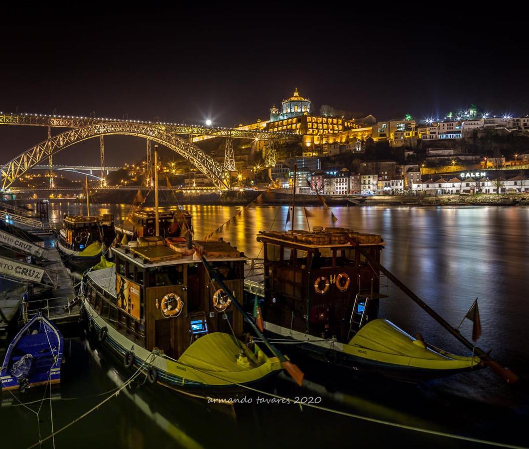 Hotel Sleepboat Yacht OOporto Esterno foto