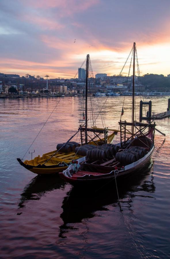 Hotel Sleepboat Yacht OOporto Esterno foto